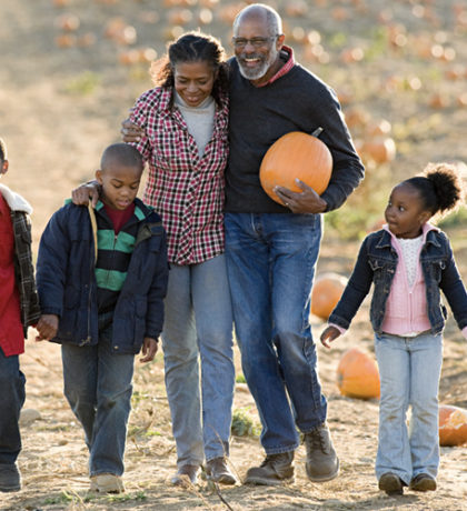 Our Checklist for Fall Family Fun